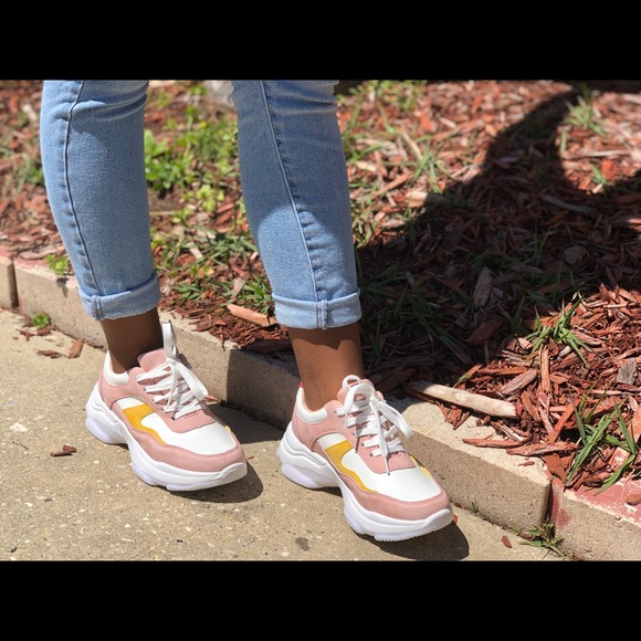 CeCe - Picture 2 of 3